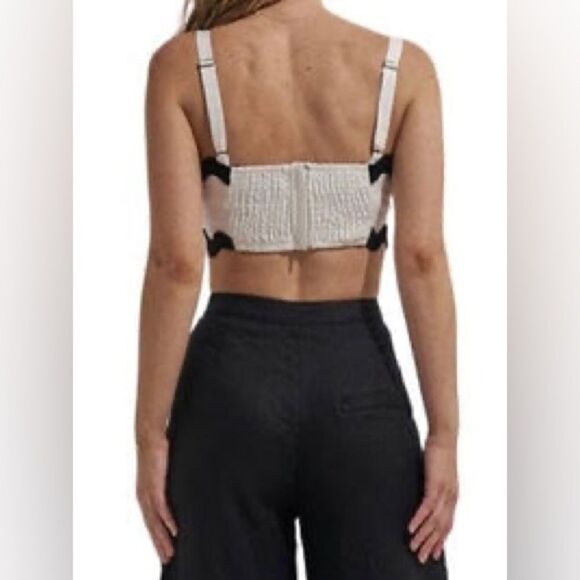 MonRenn Black and white coast crop top - Picture 2 of 6
